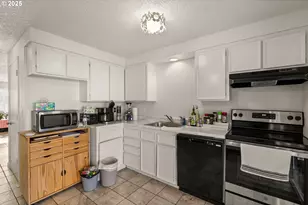 1720 17th St, Springfield, OR 97477 - Photo 11