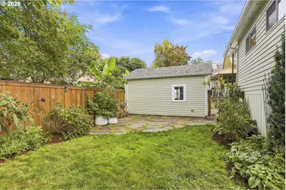1307 SE 48th Ave, Portland, OR 97215 - Photo 41