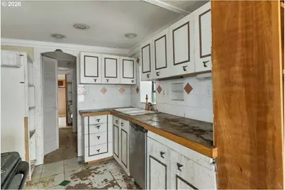 2545 SW Anchor Ave, Lincoln City, OR 97367 - Photo 17
