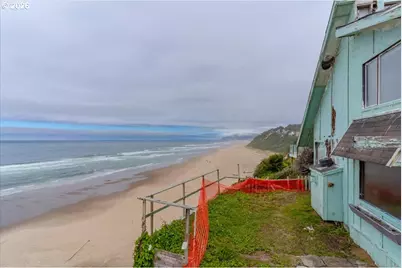 2545 SW Anchor Ave, Lincoln City, OR 97367 - Photo 5