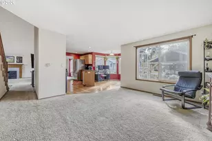 14577 SE Garland Ln, Milwaukie, OR 97267 - Photo 9