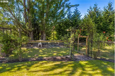 2939 Wyeast Rd, Hood River, OR 97031 - Photo 41