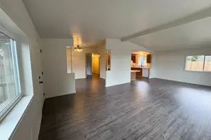 1524 S 8th St, Cottage Grove, OR 97424 - Photo 9