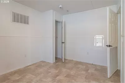 5000 NE Stephens St #27, Roseburg, OR 97470 - Photo 15