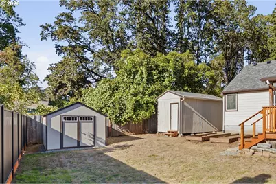 17811 SE Cook St, Milwaukie, OR 97267 - Photo 43