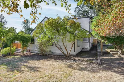 17811 SE Cook St, Milwaukie, OR 97267 - Photo 47