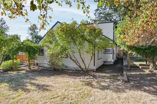 17811 SE Cook St, Milwaukie, OR 97267 - Photo 47