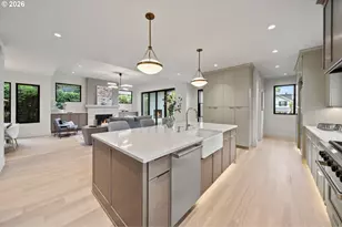 530 8th St, Lake Oswego, OR 97034 - Photo 9
