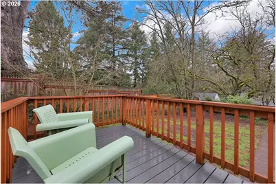 5537 SW Florida St, Portland, OR 97219 - Photo 31