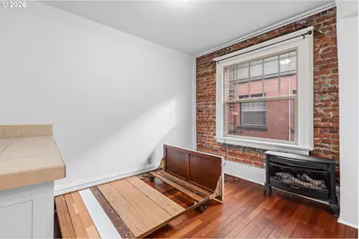 2109 NW Irving St NW #410, Portland, OR 97210 - Photo 11