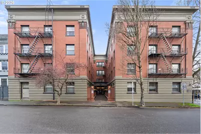 2109 NW Irving St NW #410, Portland, OR 97210 - Photo 1
