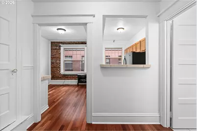 2109 NW Irving St NW #410, Portland, OR 97210 - Photo 25