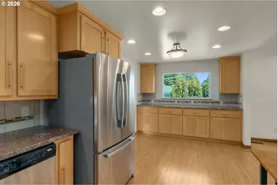 14025 SW Rochester Dr, Beaverton, OR 97008 - Photo 7