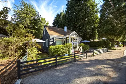 4428 Sunset Dr, Lake Oswego, OR 97035 - Photo 3