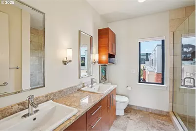 1740 NW Riverscape St, Portland, OR 97209 - Photo 31