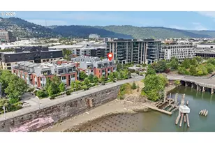 1740 NW Riverscape St, Portland, OR 97209 - Photo 47