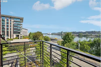1740 NW Riverscape St, Portland, OR 97209 - Photo 21