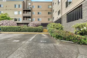 4320 S Corbett Ave, Portland, OR 97239 - Photo 29