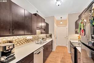 4320 S Corbett Ave, Portland, OR 97239 - Photo 17