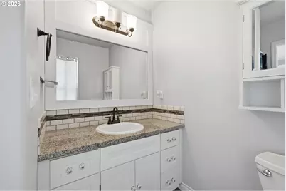 6505 Colonial Way, Tillamook, OR 97141 - Photo 21