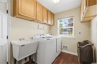 6505 Colonial Way, Tillamook, OR 97141 - Photo 15
