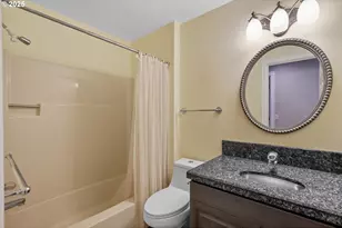 994 NW Wallula Ave, Gresham, OR 97030 - Photo 21