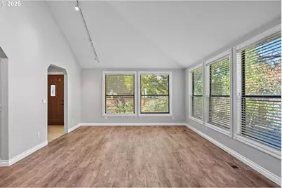 994 NW Wallula Ave, Gresham, OR 97030 - Photo 5