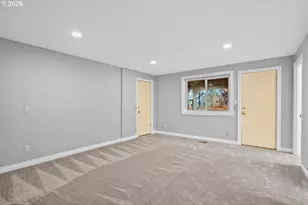 994 NW Wallula Ave, Gresham, OR 97030 - Photo 15