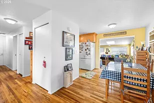 1315 Rainier Rd, Woodburn, OR 97071 - Photo 5