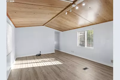 2400 SE Stratus Ave #68, McMinnville, OR 97128 - Photo 11