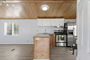 2400 SE Stratus Ave, McMinnville, OR 97128 - Photo 7