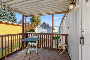 2400 SE Stratus Ave, McMinnville, OR 97128 - Photo 5