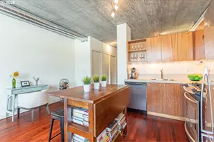 1926 W Burnside St, Portland, OR 97209 - Photo 13