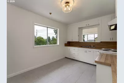 135 NW 15th Ave, Camas, WA 98607 - Photo 9
