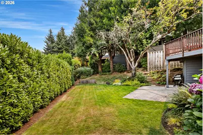1654 Fircrest Dr, Lake Oswego, OR 97034 - Photo 45