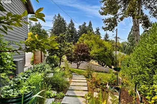 1654 Fircrest Dr, Lake Oswego, OR 97034 - Photo 47