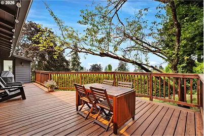 1654 Fircrest Dr, Lake Oswego, OR 97034 - Photo 15