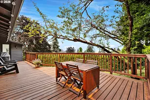 1654 Fircrest Dr, Lake Oswego, OR 97034 - Photo 15