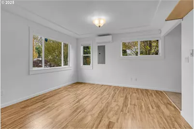 14406 E Burnside St, Portland, OR 97233 - Photo 31