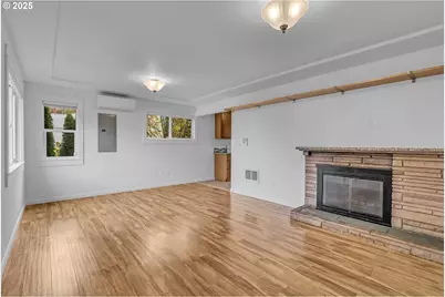 14406 E Burnside St, Portland, OR 97233 - Photo 11