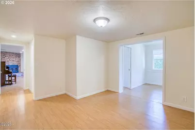532 NW Sunset Blvd, Toledo, OR 97391 - Photo 21