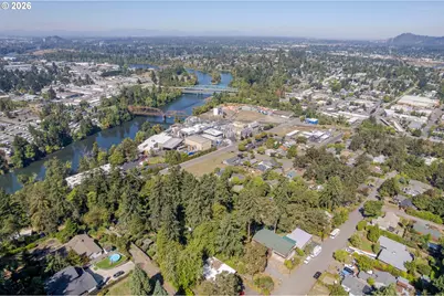 [Address not provided], Springfield, OR 97477 - Photo 5