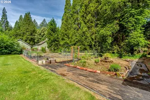 91793 Horse Creek Rd, McKenzie Bridge, OR 97413 - Photo 29