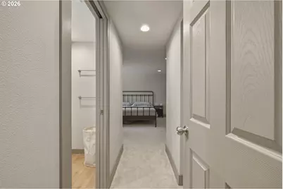 210 NE 45th St, Vancouver, WA 98663 - Photo 27