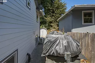 210 NE 45th St, Vancouver, WA 98663 - Photo 41