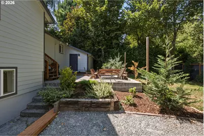 210 NE 45th St, Vancouver, WA 98663 - Photo 39