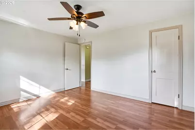 2618 E 26th St, Vancouver, WA 98661 - Photo 17