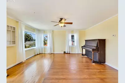 1227 Alameda Ave, Astoria, OR 97103 - Photo 37