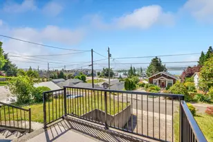 1227 Alameda Ave, Astoria, OR 97103 - Photo 35