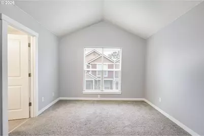 2781 SE Nicklaus Ct, Hillsboro, OR 97123 - Photo 27